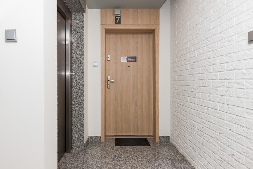 Jantar Apartamenty Deluxe Sea View كولوبرزيغ المظهر الخارجي الصورة