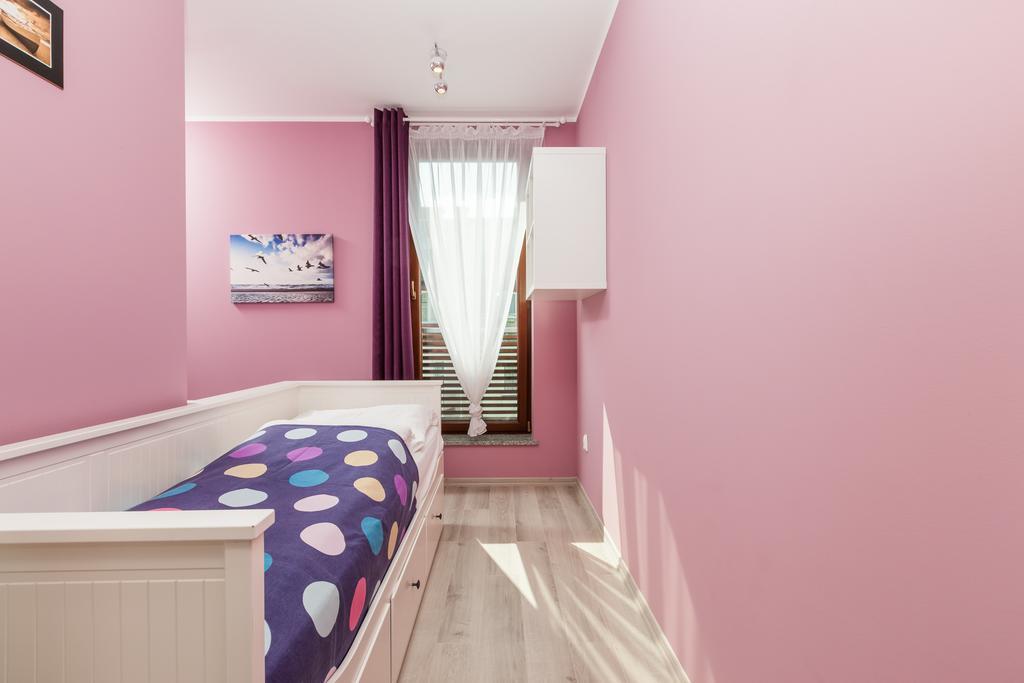 Jantar Apartamenty Deluxe Sea View كولوبرزيغ المظهر الخارجي الصورة