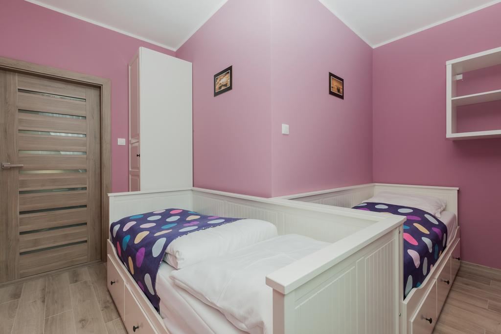 Jantar Apartamenty Deluxe Sea View كولوبرزيغ المظهر الخارجي الصورة