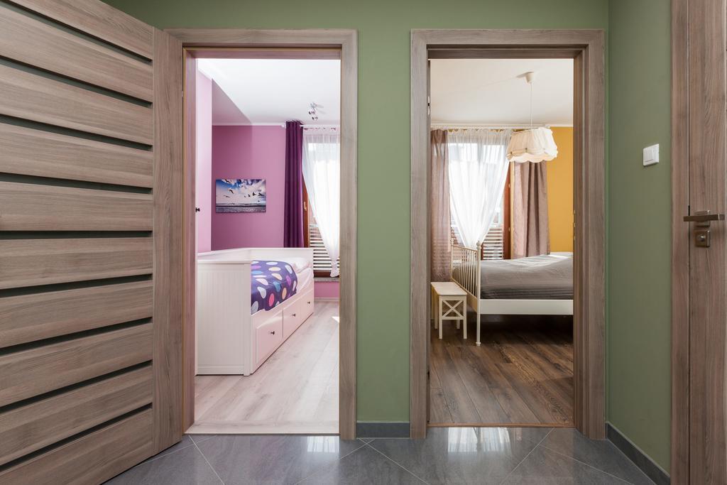 Jantar Apartamenty Deluxe Sea View كولوبرزيغ المظهر الخارجي الصورة