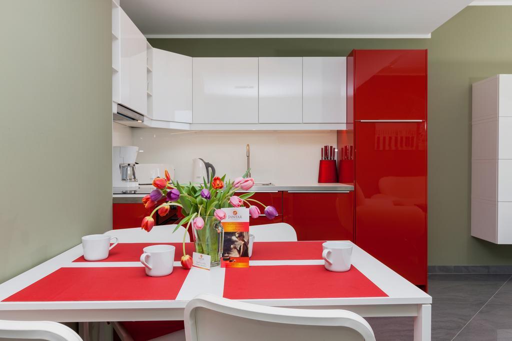 Jantar Apartamenty Deluxe Sea View كولوبرزيغ المظهر الخارجي الصورة