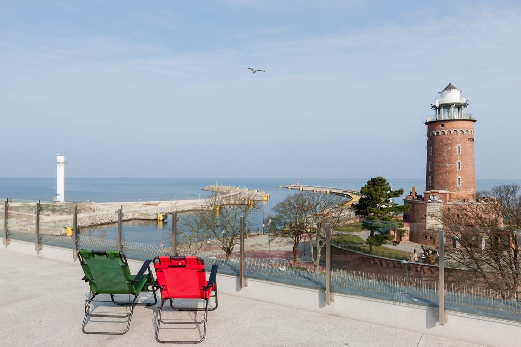 Jantar Apartamenty Deluxe Sea View كولوبرزيغ الغرفة الصورة
